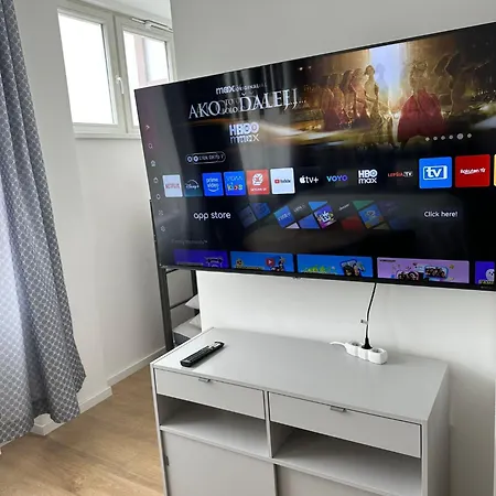 The Blue Church Old Town شقة براتسيلافا