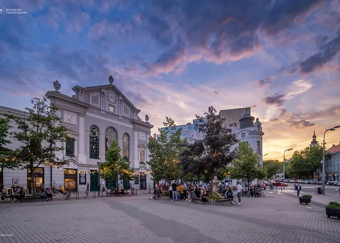 The Blue Church Old Town 아파트 *